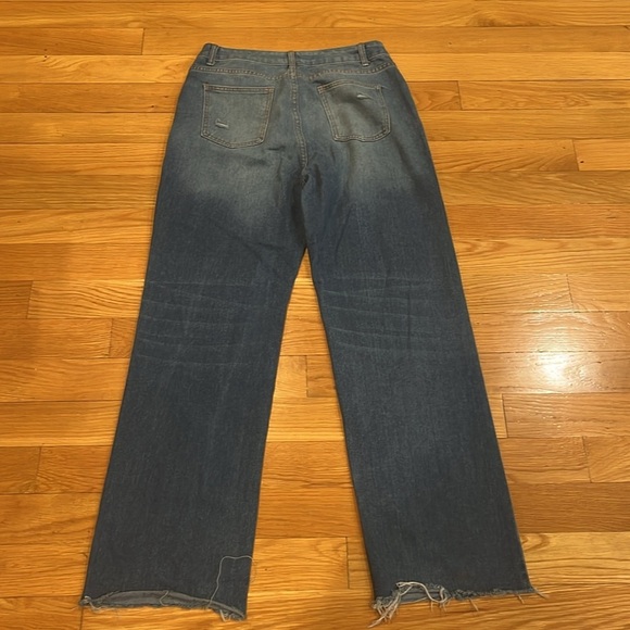 Oneleven women’s distressed jeans size large . - Picture 9 of 10